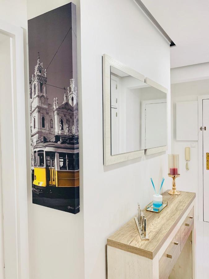 Rooms In Lisbon 3 Min From Metro Bela Vista Esterno foto